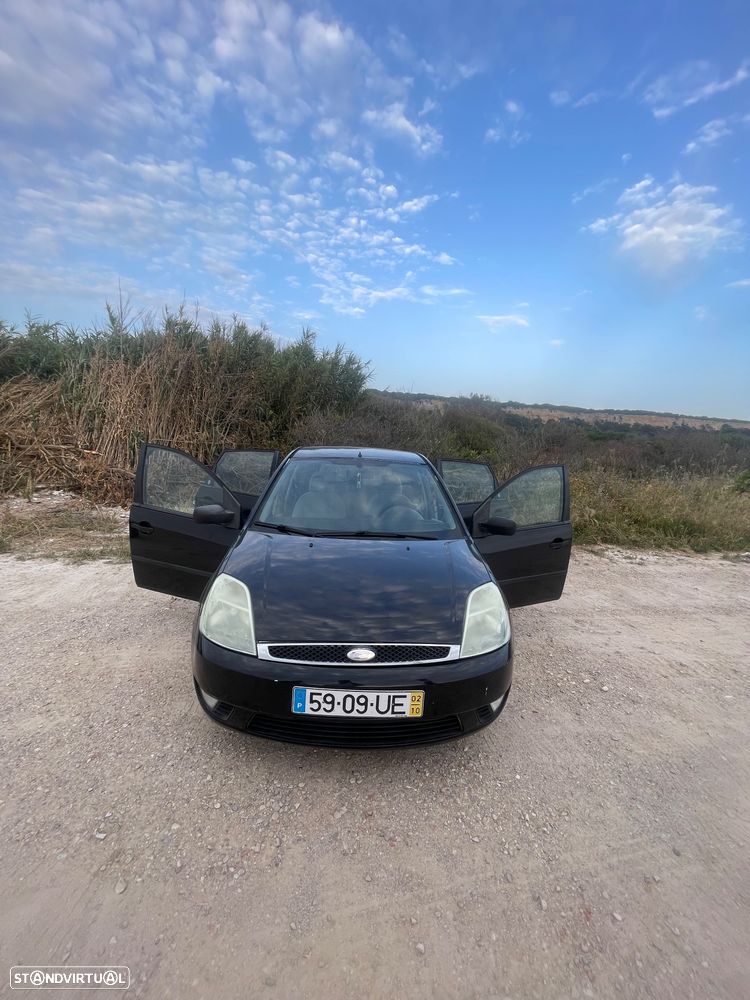 Ford Fiesta 1.4 Ghia - 2