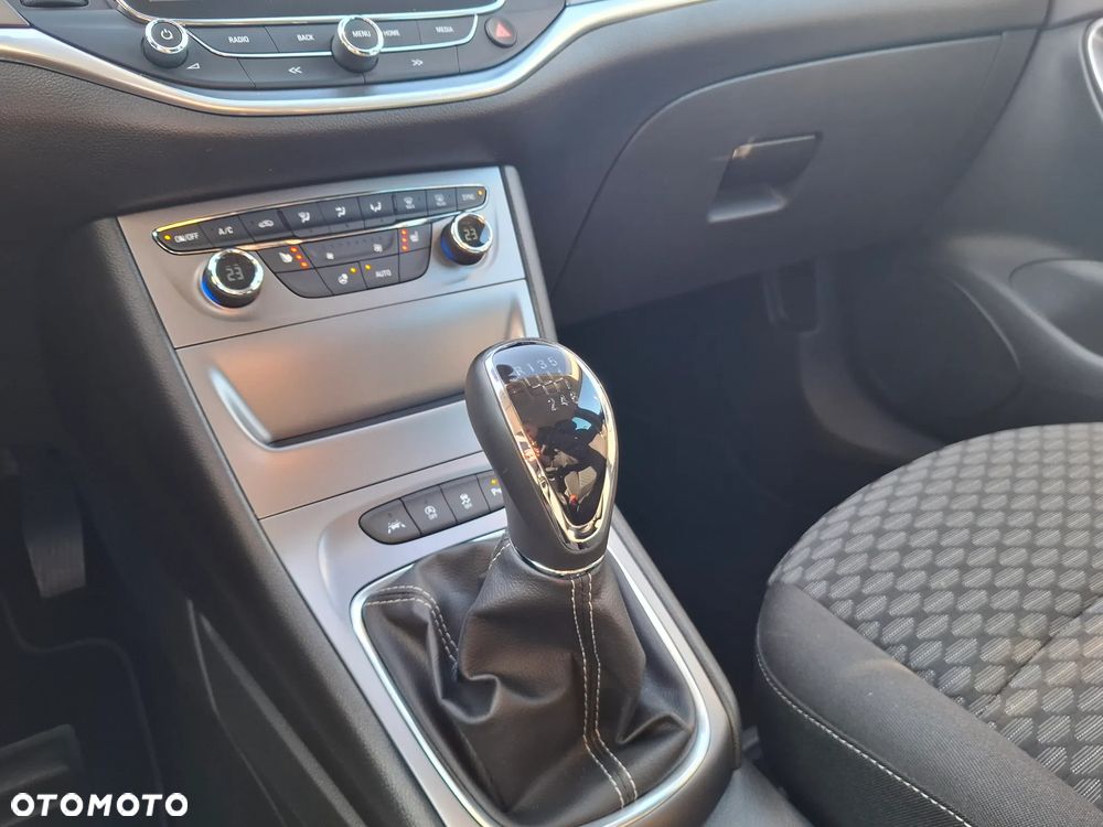 Opel Astra - 29