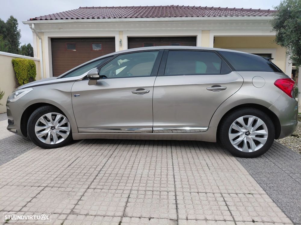 Citroën DS5 - 5