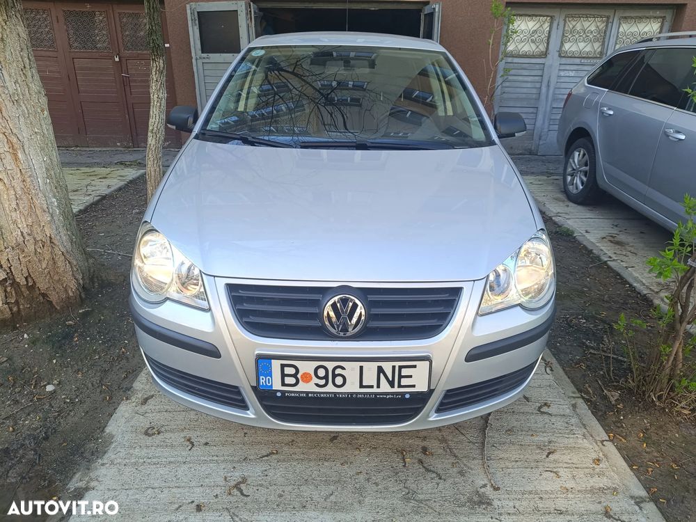 Volkswagen Polo - 2