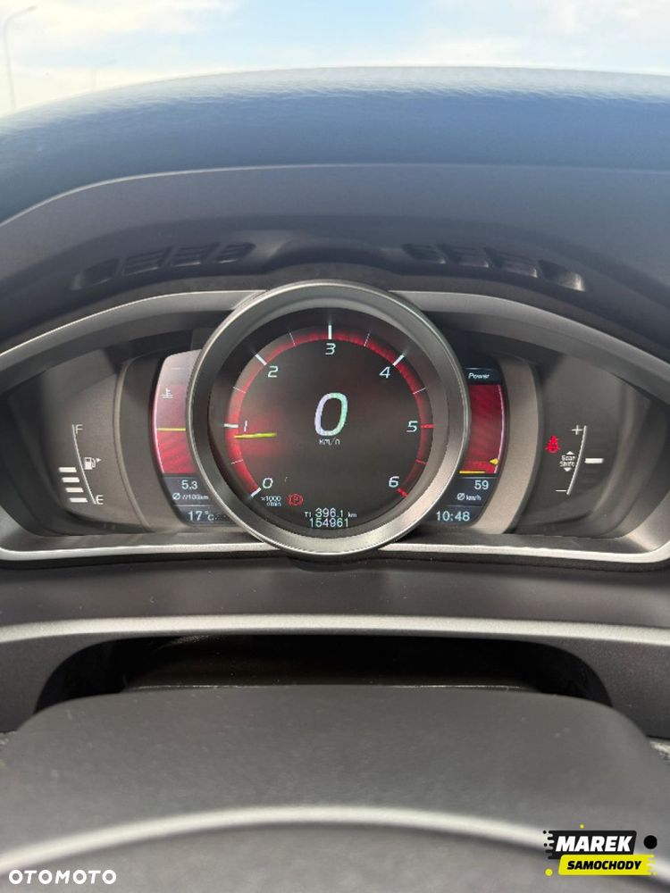 Volvo V40 Cross Country - 14