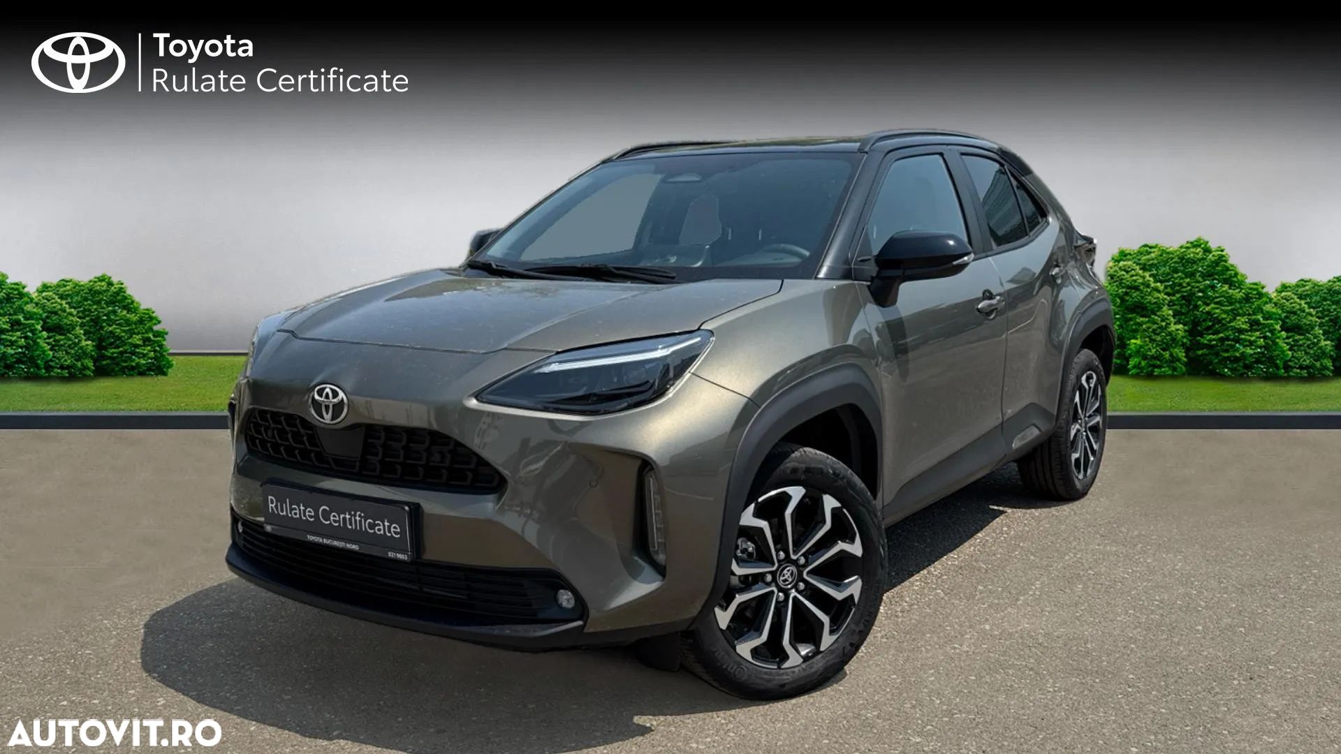 Toyota Yaris Cross 1.5 VVT-i HSD 4x4 Dynamic - 1