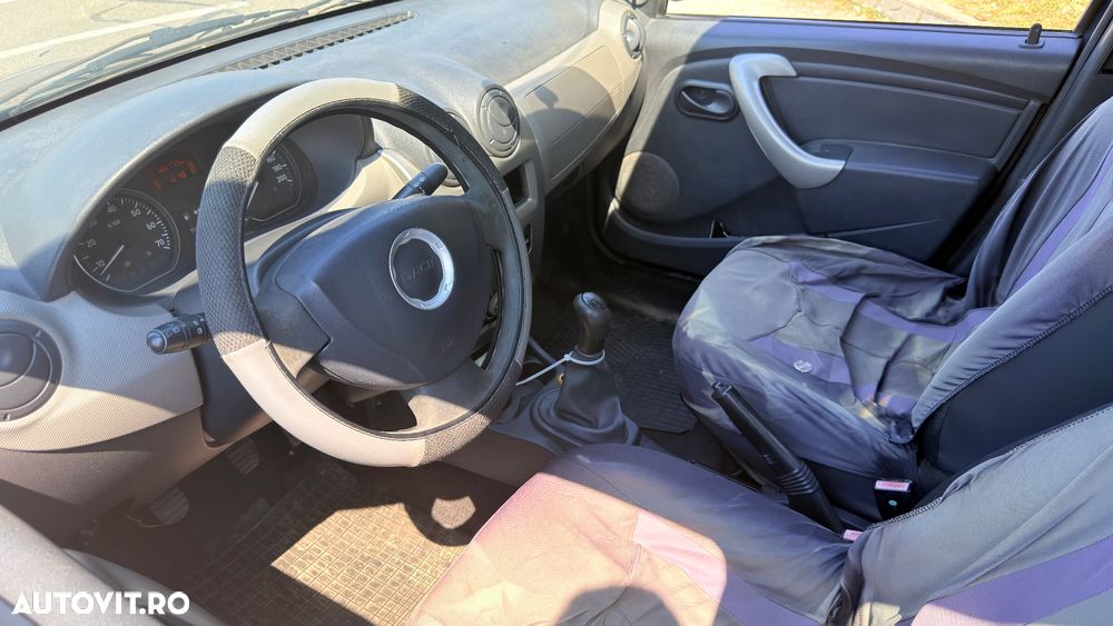 Dacia Logan - 4