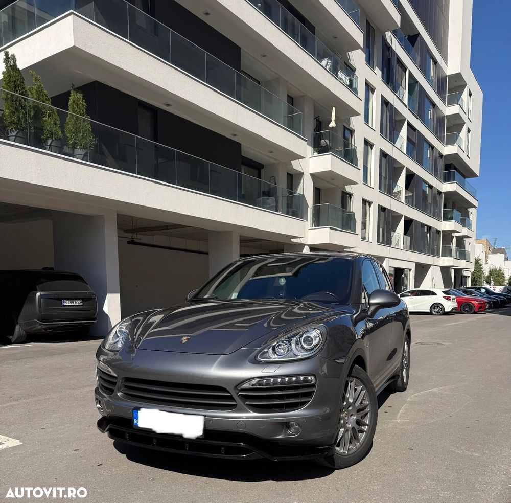 Porsche Cayenne 2013 photo 2