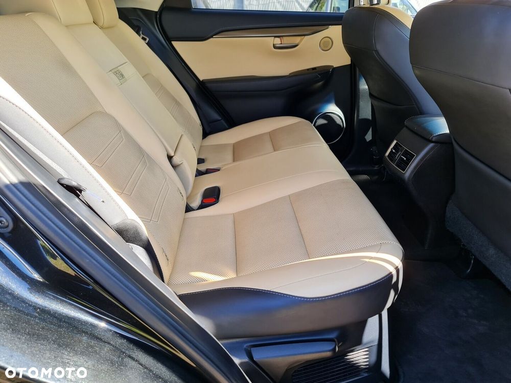 Lexus NX 200t Comfort AWD - 11