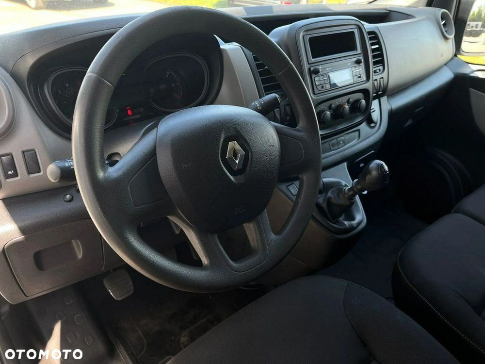 Renault Trafic - 28