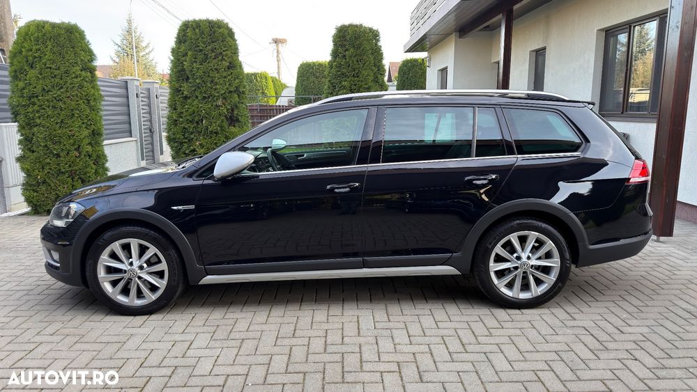 Volkswagen Golf Alltrack 2.0 TDI 4Motion BlueMotion Techn DSG - 3