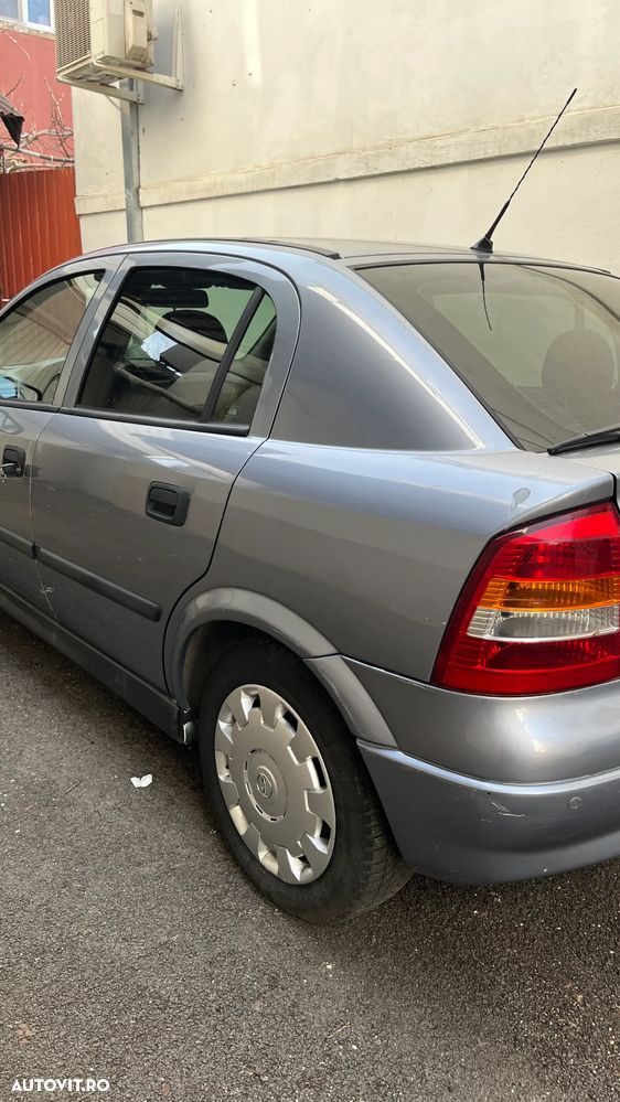 Opel Astra Classic 1.4i - 6