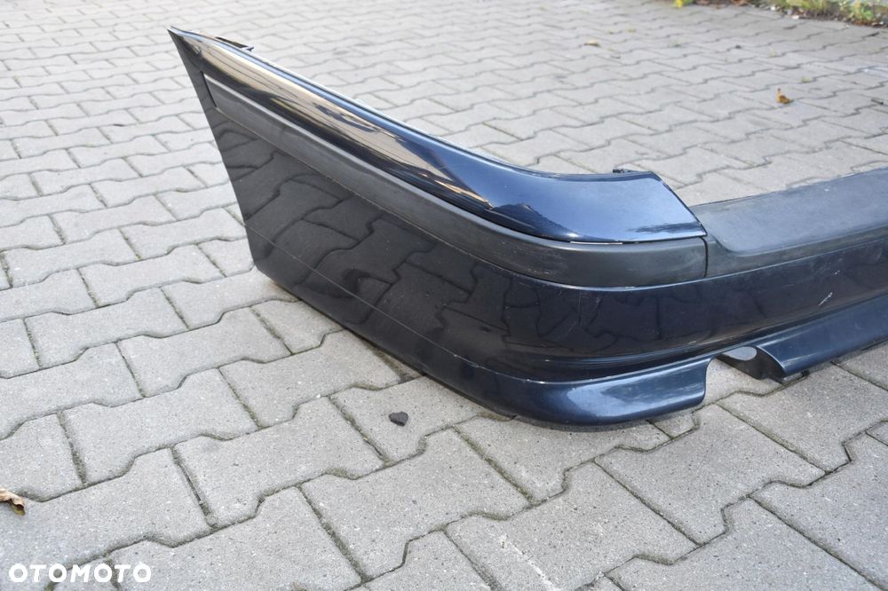 BMW E39 KOMBI ZDERZAK TYLNY POD HAK MONTREALBLAU - 3