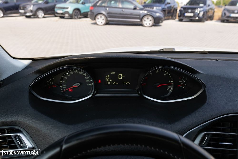Peugeot 308 1.5 BlueHDi Business Line - 15