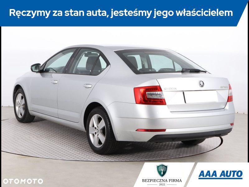 Skoda Octavia - 5