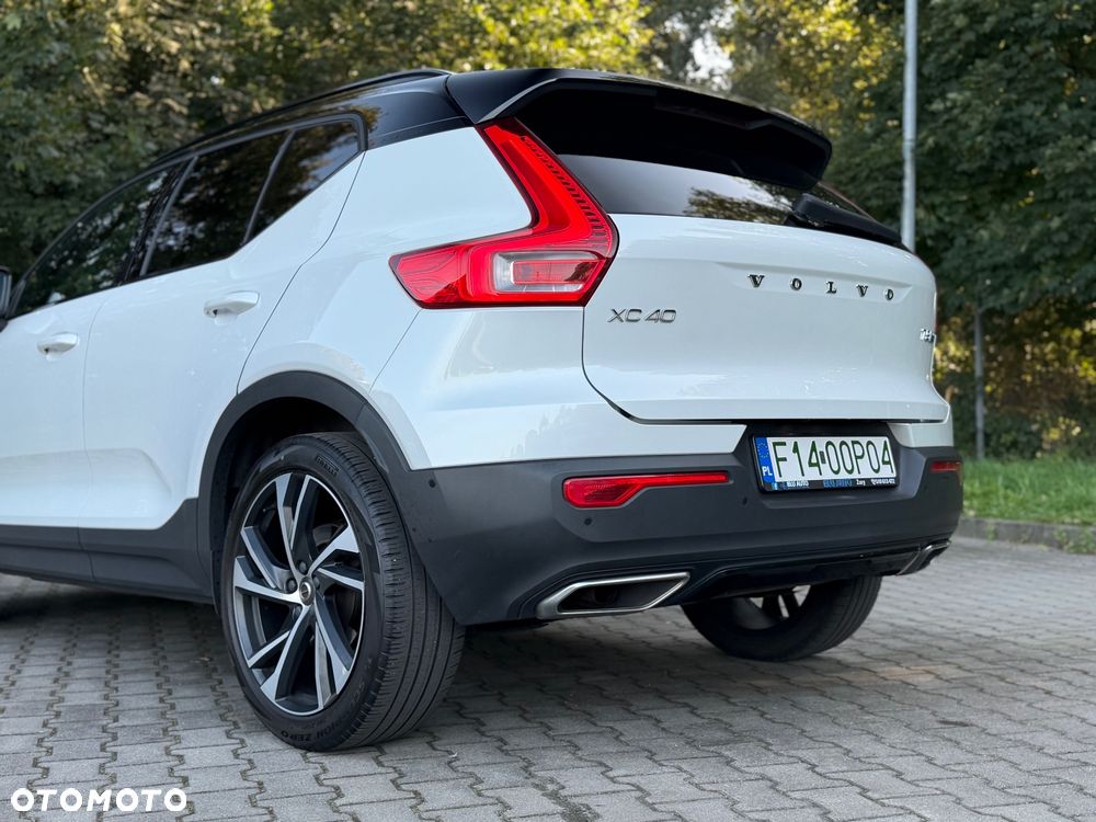 Volvo XC 40 T5 AWD Geartronic R-Design - 10