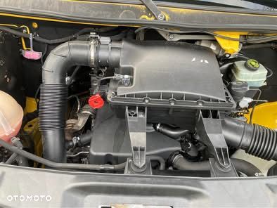 Mercedes-Benz Sprinter - 9