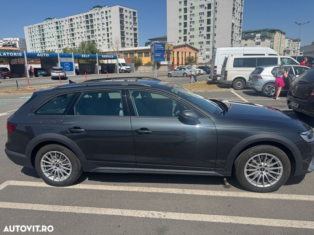 Audi A4 40 TDI quattro S tronic MHEV Basic - 2