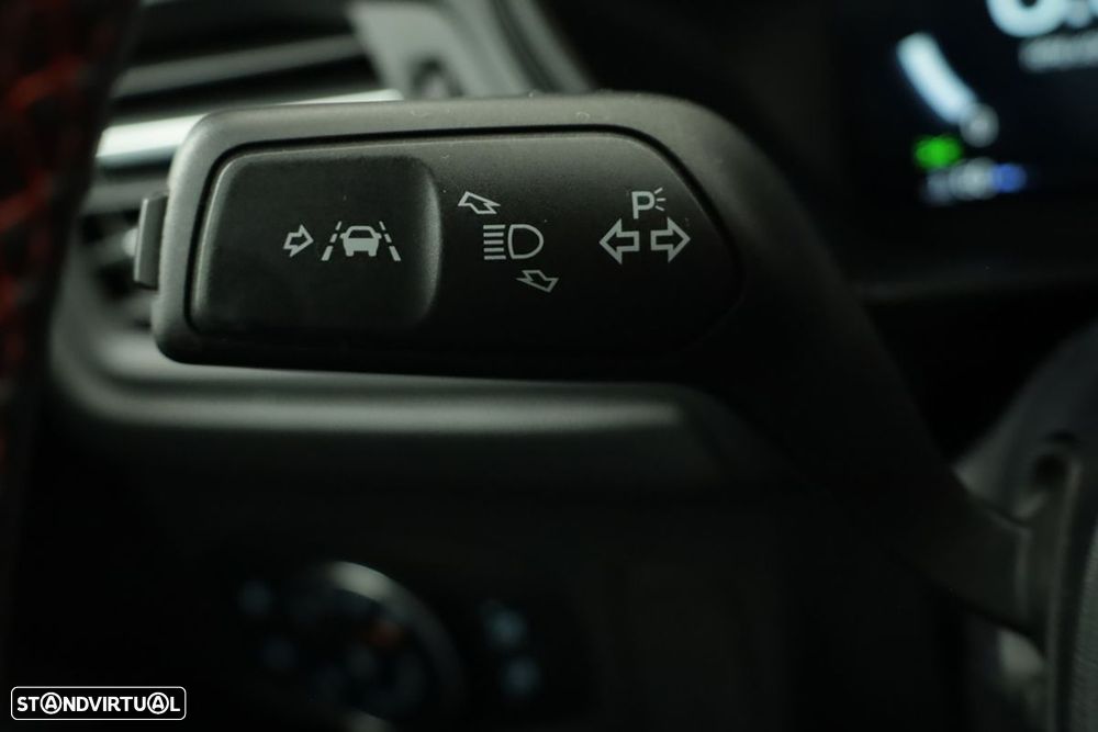 Ford Focus 1.0 EcoBoost MHEV ST-Line X - 17