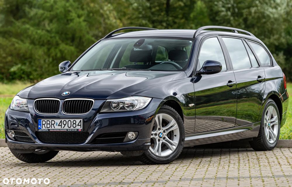 BMW Seria 3 318i - 3