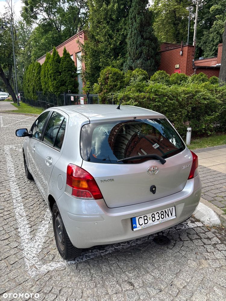 Toyota Yaris 1.33 Sol - 5