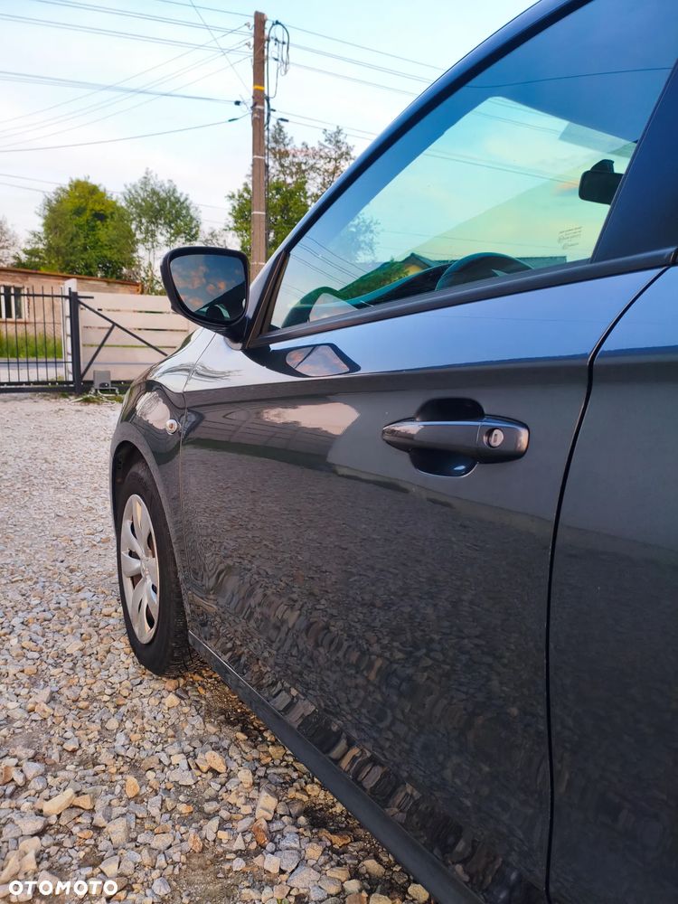 Citroën C-Elysée 1.6 HDi Seduction - 12