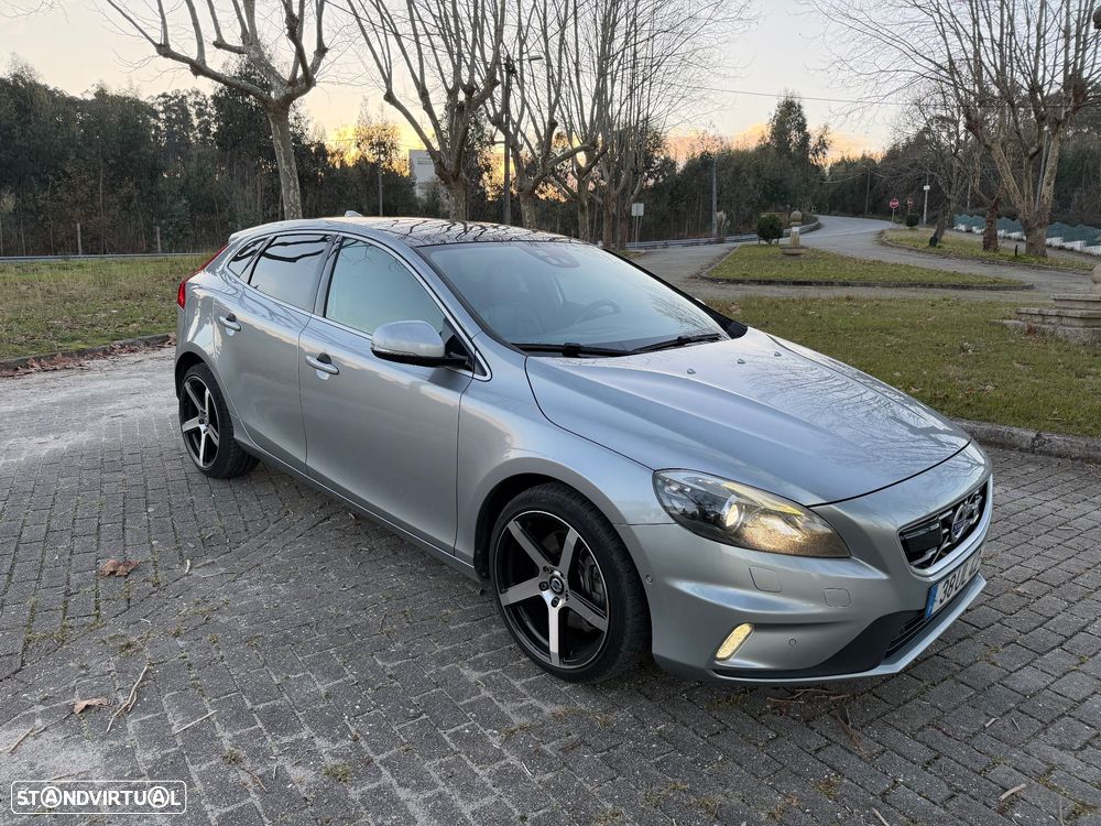 Volvo V40 D4 RDesign - 1