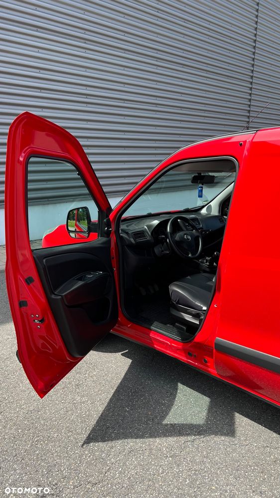 Opel Combo - 19