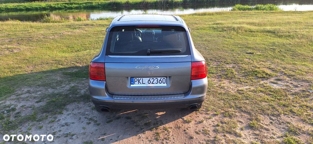 Porsche Cayenne S Tiptronic - 12