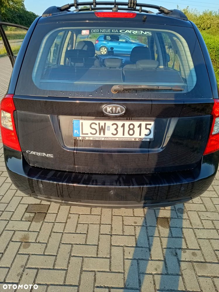 Kia Carens 2.0 EX - 10