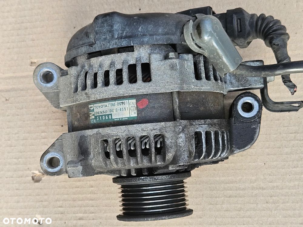 Toyota Avensis T27 Auris  2.0 2.2 D4D alternator 27060-0G021 0R011 - 2