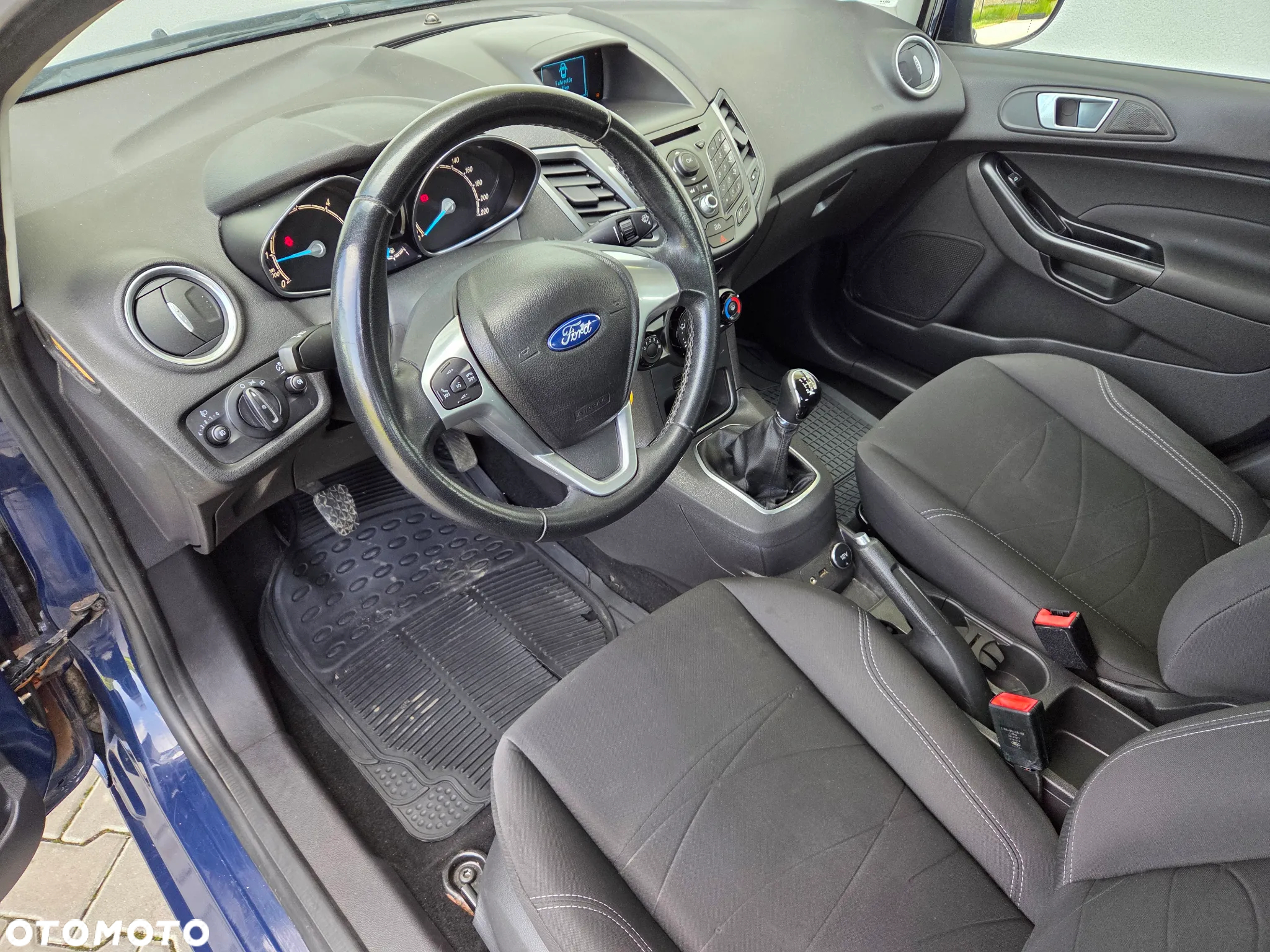 Ford Fiesta - 7