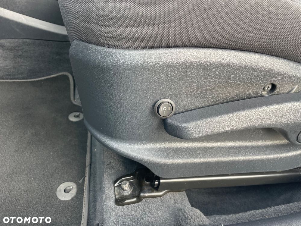 Kia Rio 1.4 Platinum Edition - 19