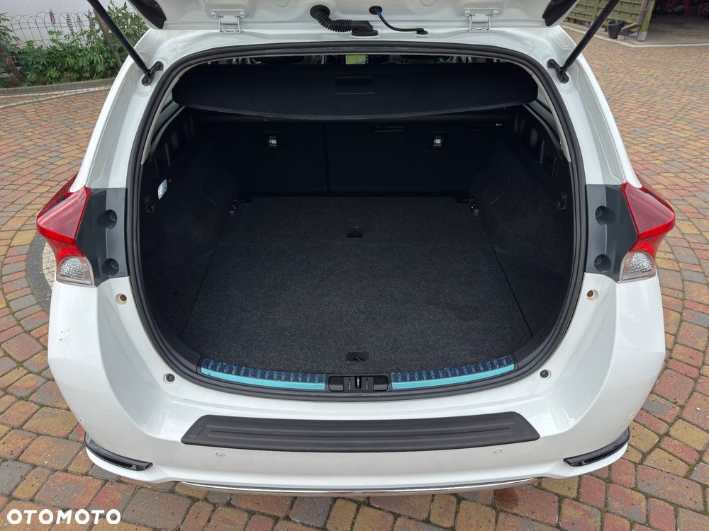 Toyota Auris - 18