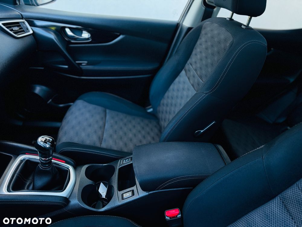 Nissan Qashqai 1.2 DIG-T TEKNA+ - 7