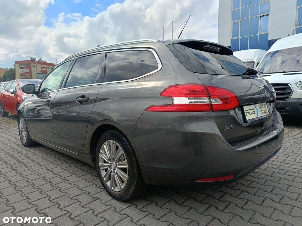Peugeot 308 1.2 PureTech Allure S&S - 4