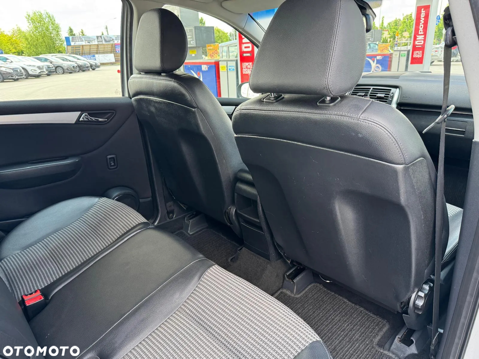 Mercedes-Benz Klasa B 150 BlueEffICIENCY - 4