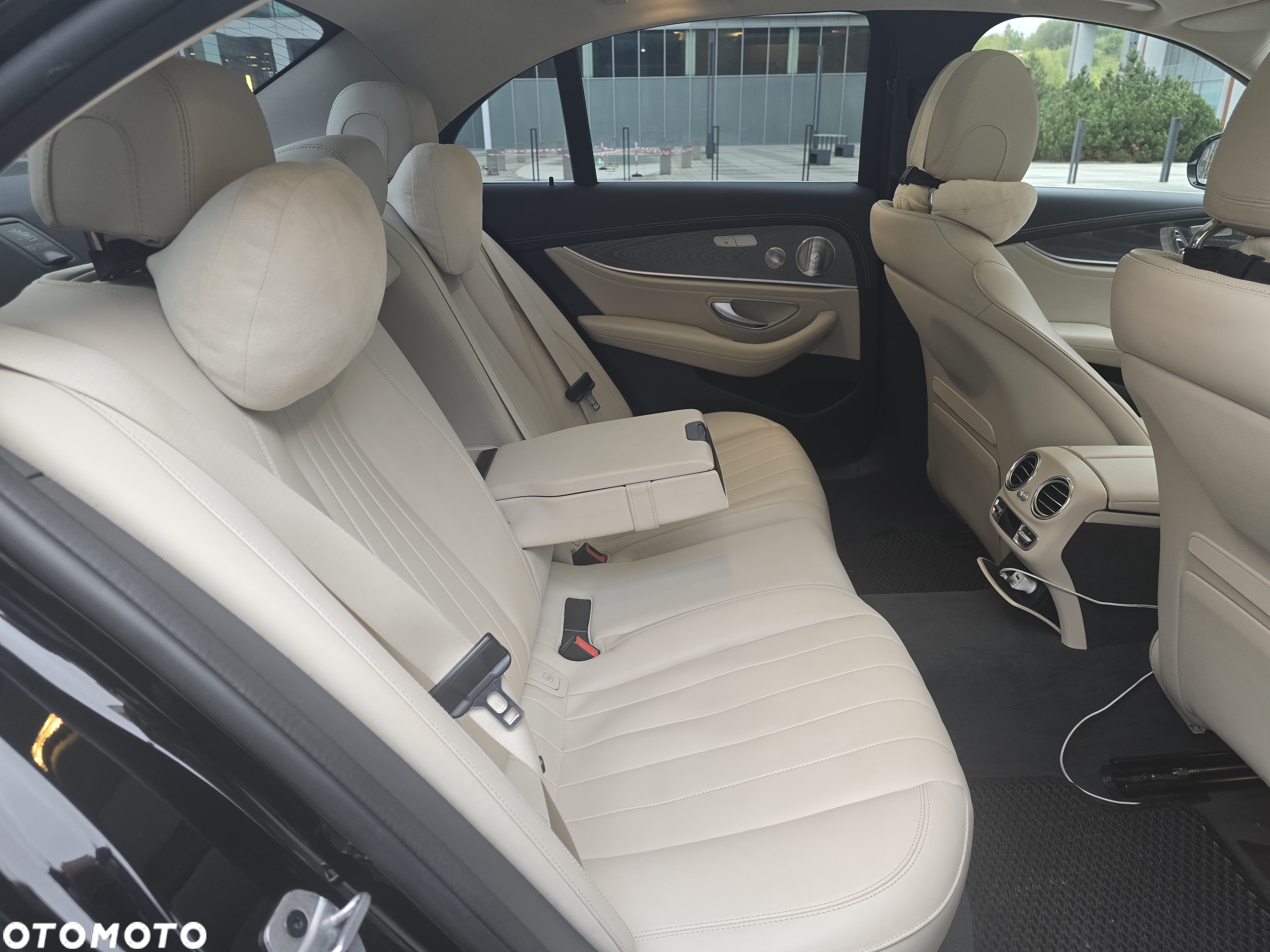 Mercedes-Benz Klasa E 220 d 4-Matic Exclusive - 7