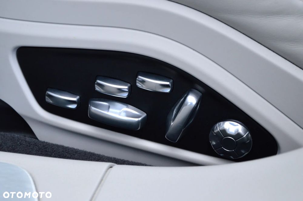 Porsche Panamera Turbo - 14