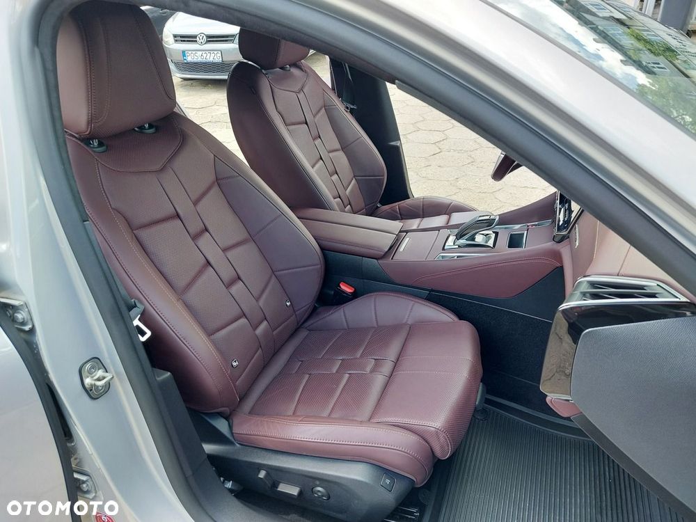 DS Automobiles DS 9 - 24