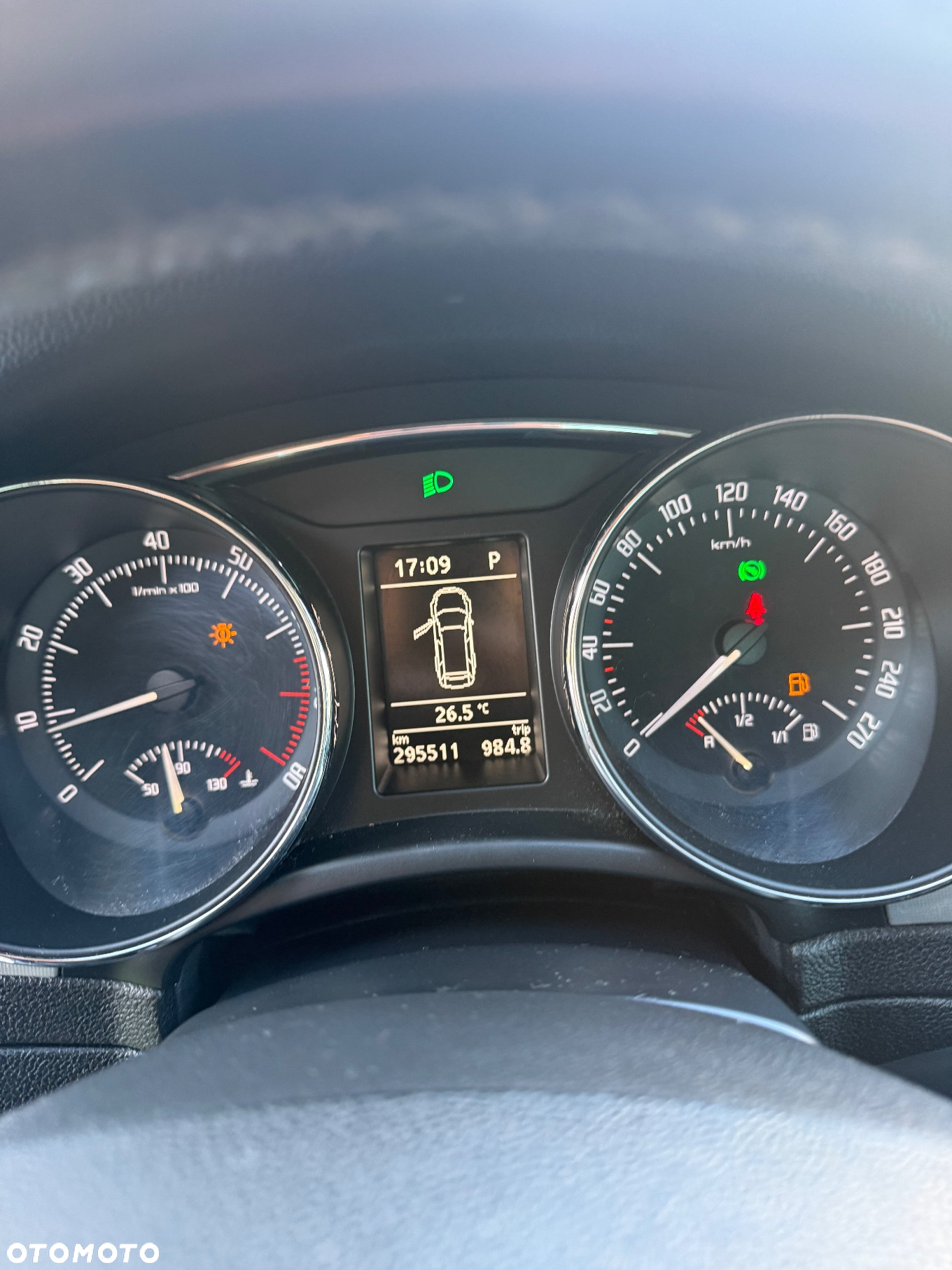 Skoda Superb 1.8 TSI Active DSG - 10