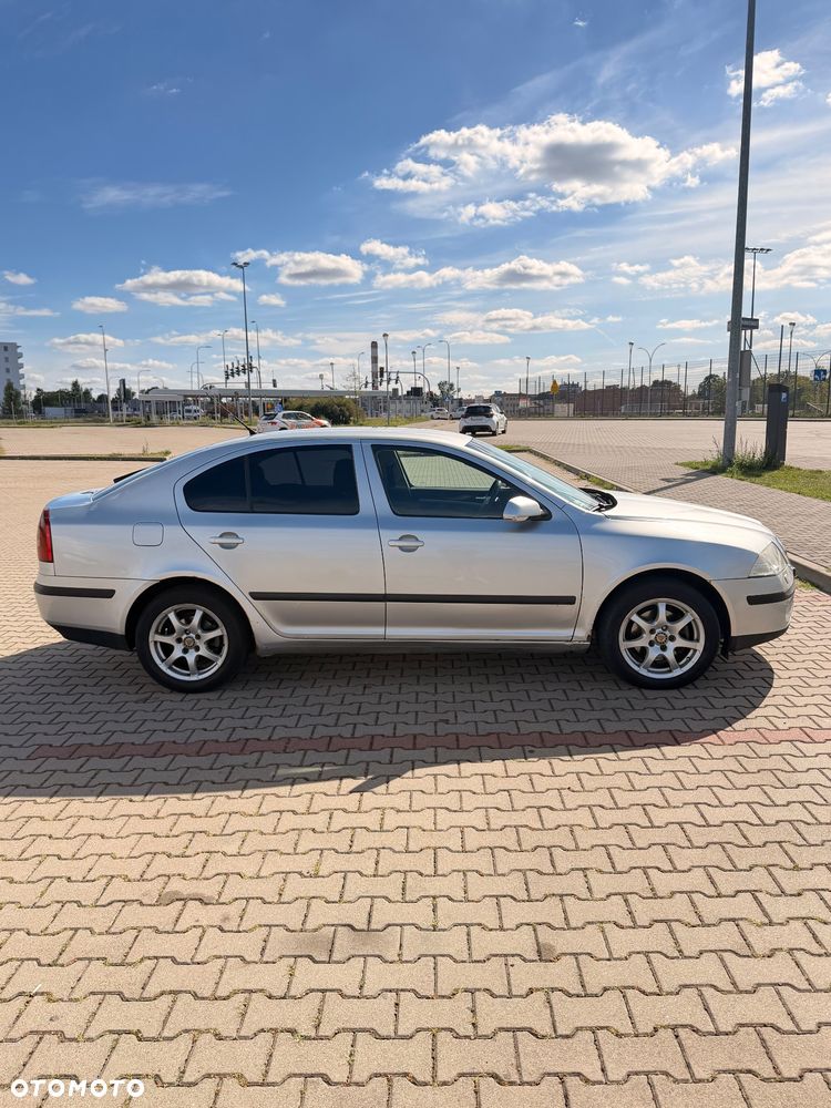 Skoda Octavia 2.0 TDI Ambiente - 3