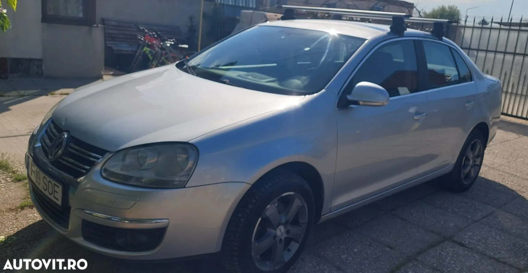 Volkswagen Jetta 1.6 TDI DPF Comfortline DSG - 3