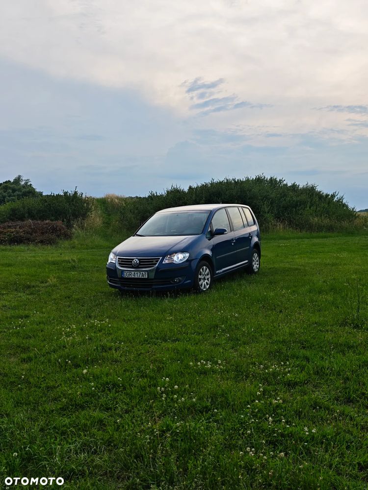 Volkswagen Touran 1.9 TDI Conceptline - 1
