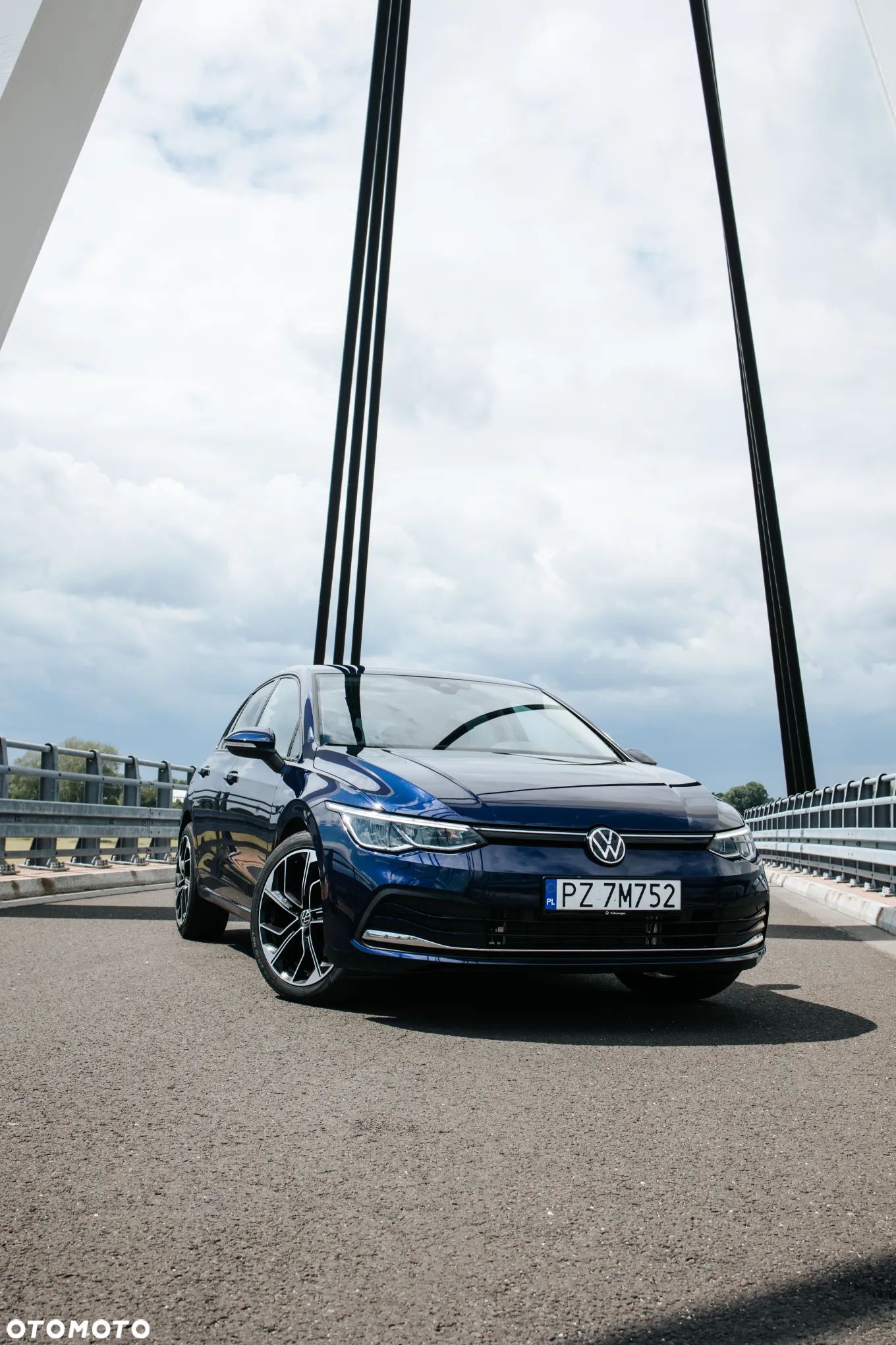 Volkswagen Golf 1.5 TSI OPF Move - 1
