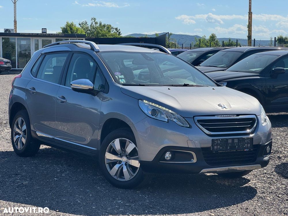 Peugeot 2008 PureTech 110 Stop&Start Allure - 1