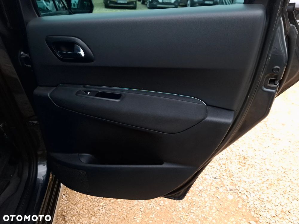 Peugeot 3008 BlueHDi 120 Stop & Start Style - 27