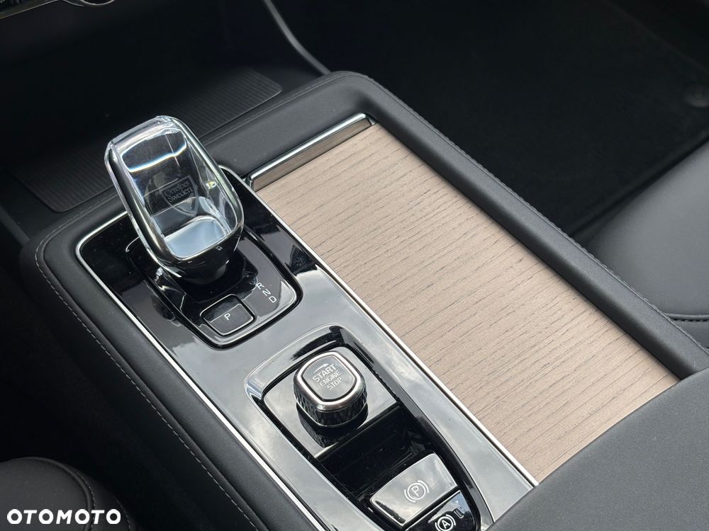 Volvo XC 90 B5 B AWD Ultimate Dark - 13