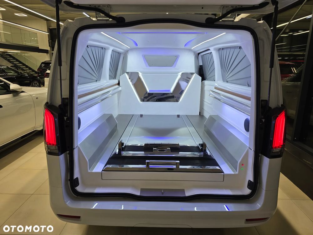 Mercedes-Benz Vito - 10