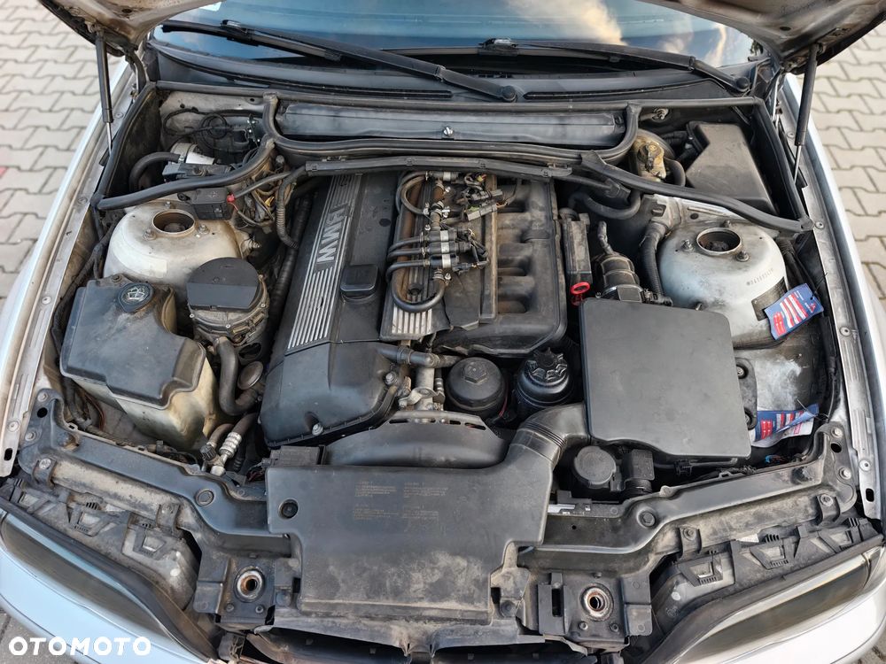 BMW Seria 3 - 21