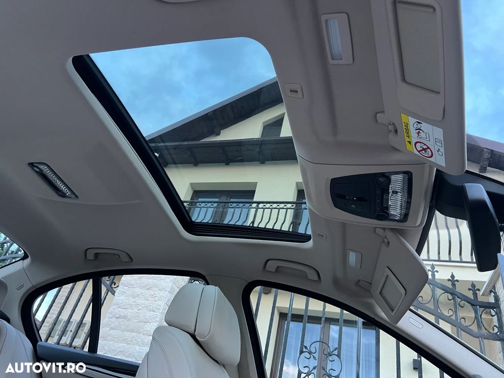 BMW Seria 5 520d Aut. Luxury Line - 22