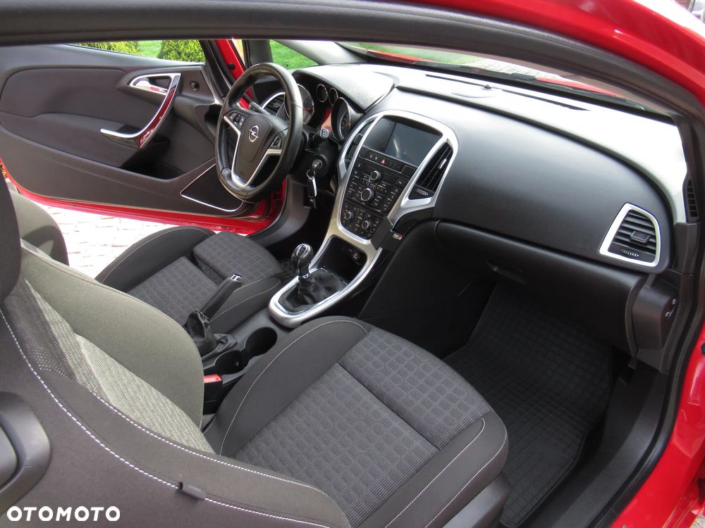 Opel Astra 1.4 Turbo - 37