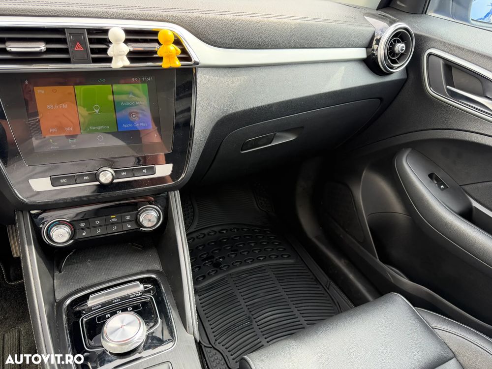 MG ZS EV Standard Luxury - 12