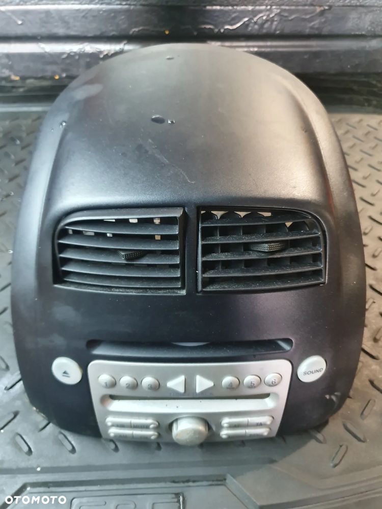 Daihatsu Sirion 2 II 04-10 RADIO ORYGINALNE CD OE 86180-B1050 POSIADAM 2 SZT - 1